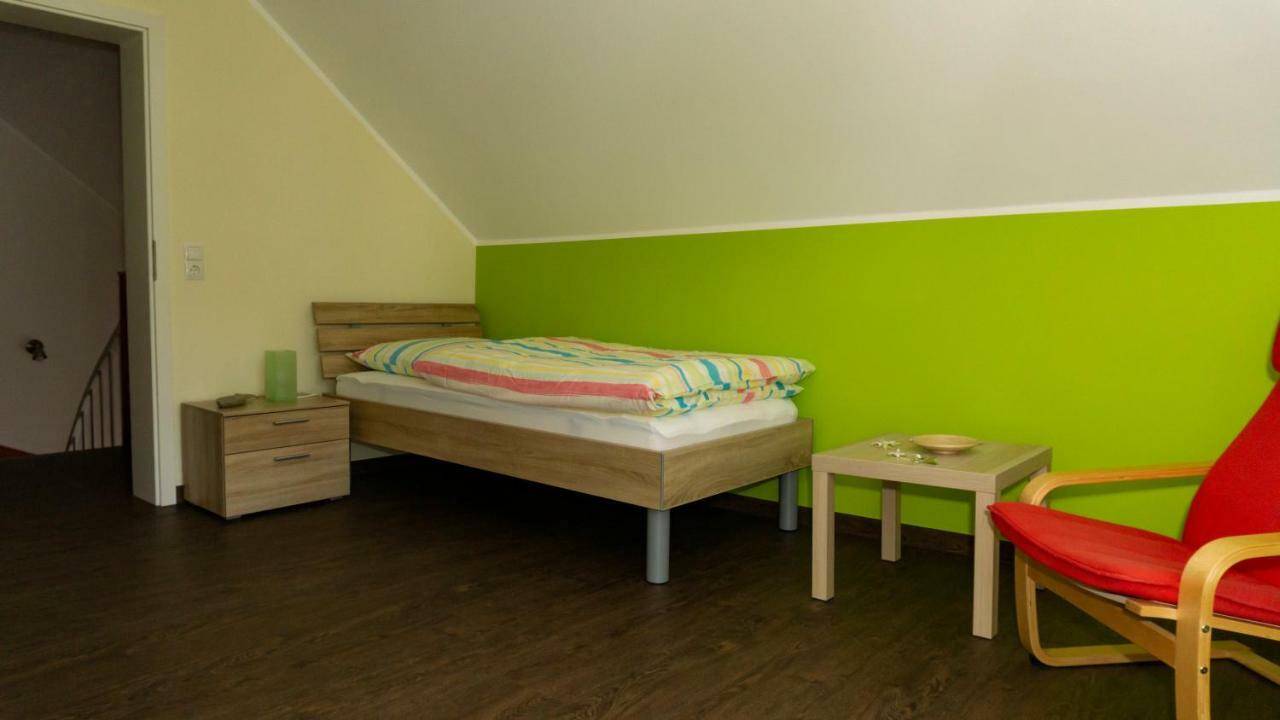 Ferienhaus Alte Schule Volkesfeld Luaran gambar